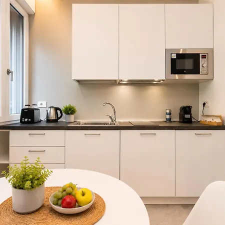 Brand New Modern Studio, Bocconi 10 Min Walk Milan